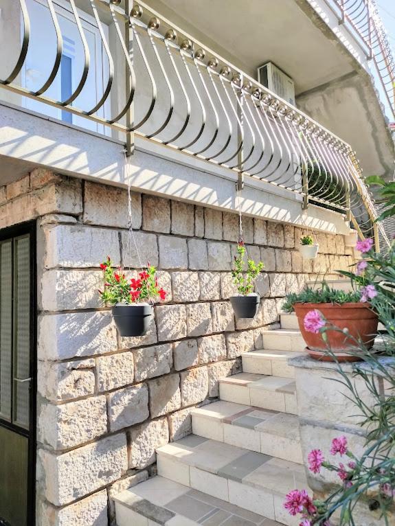 Apartmani Mila A1 & A2 & 3 Трогир Екстериор снимка